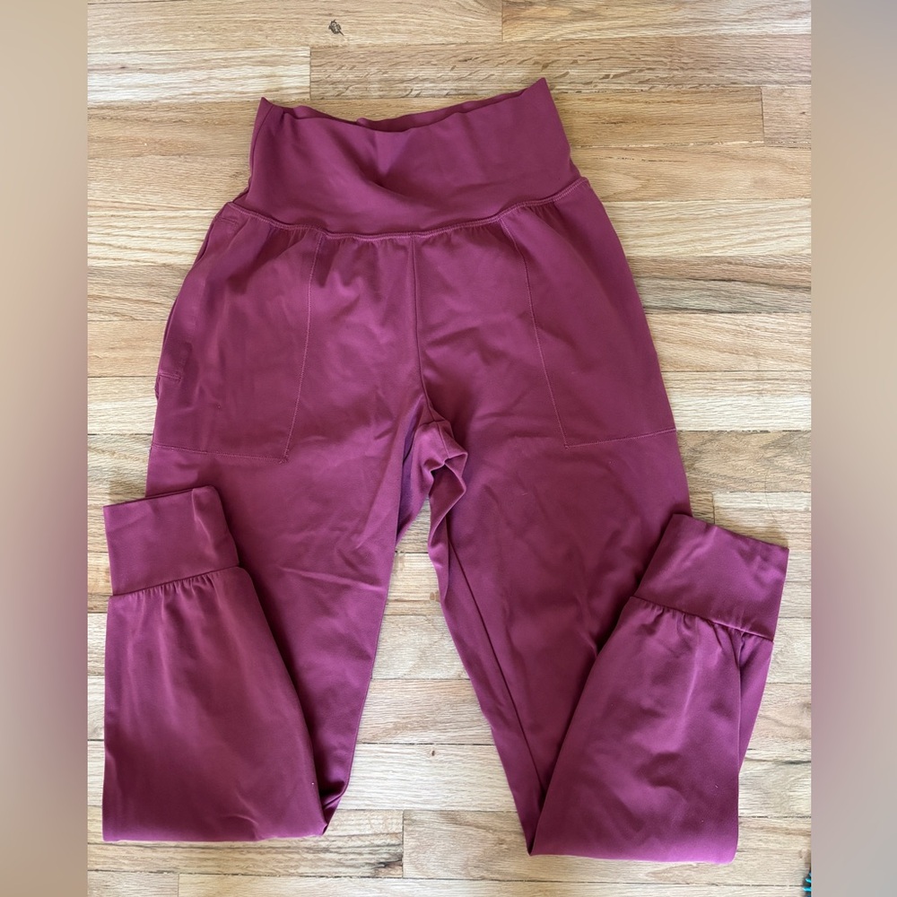 Athleta Salutation Jogger Powervita Victorian Berry XS EUC - Picture 5 of 7